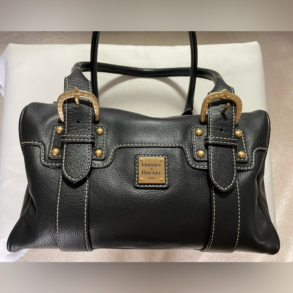 NWOT Dooney & Burke Handbag.  Black